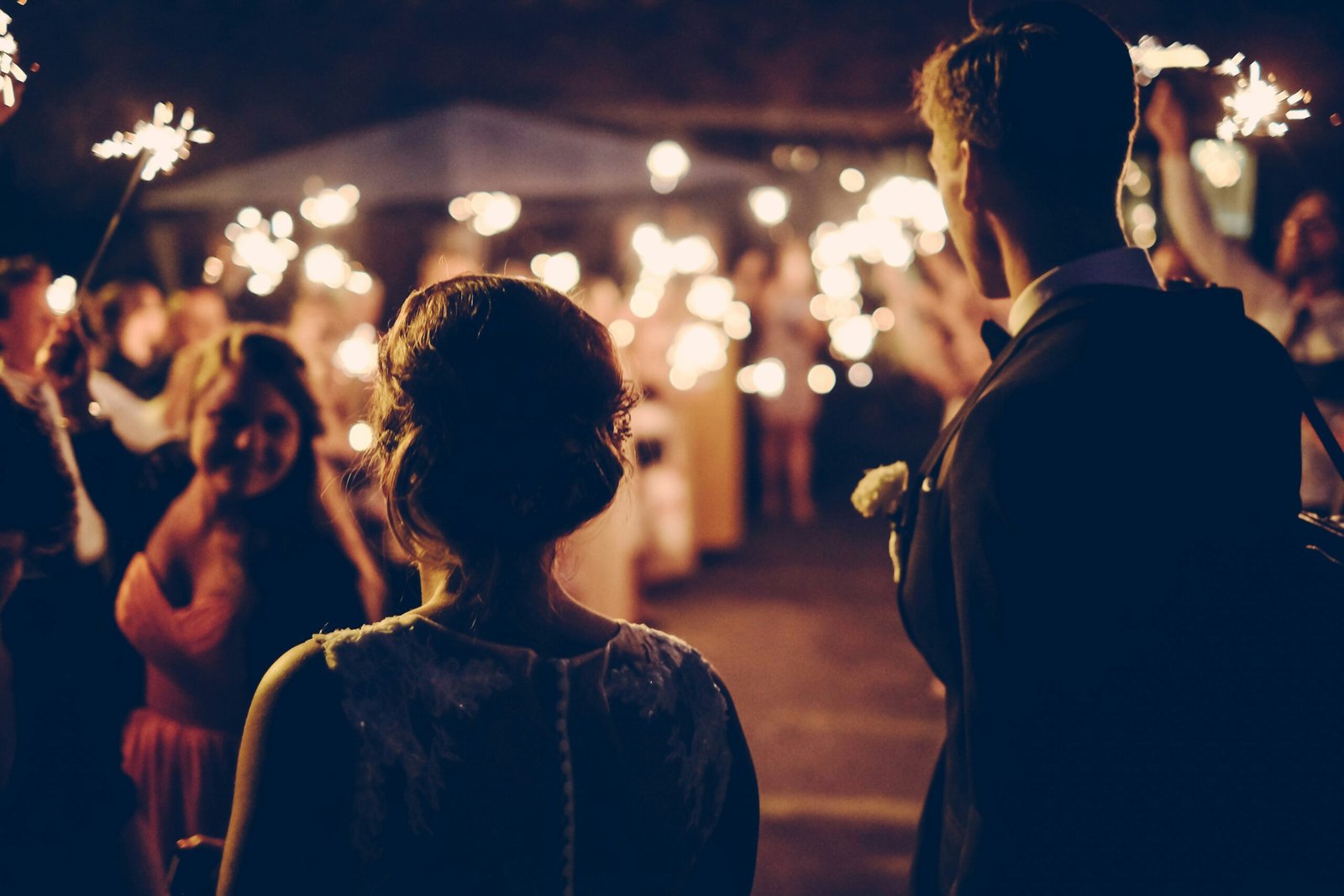 31+ Wedding Planner Bios for the Ones Who Make the Magic Happen