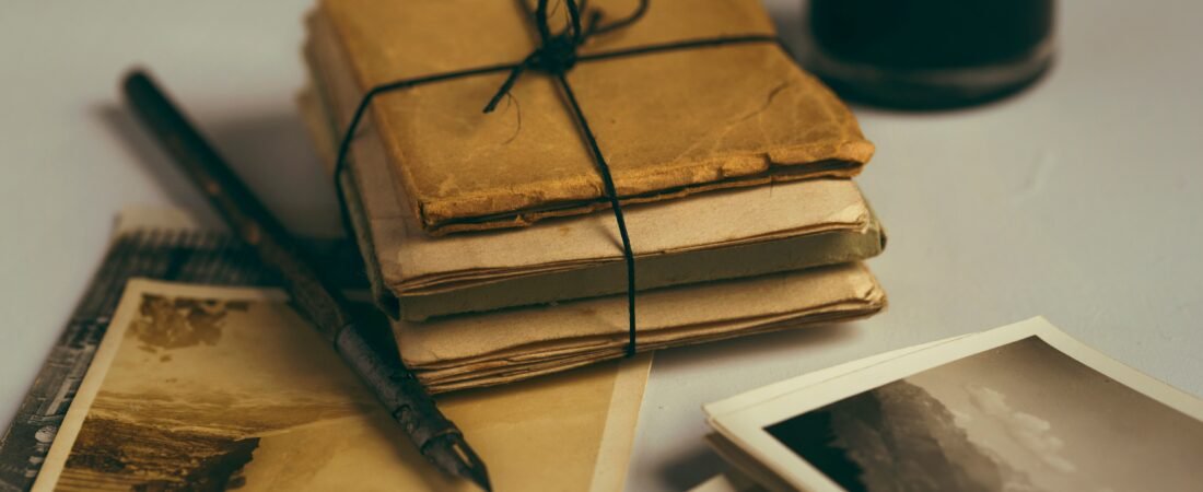 37+ Bios for Those Who Romanticize Rainy Days & Candlelit Nights